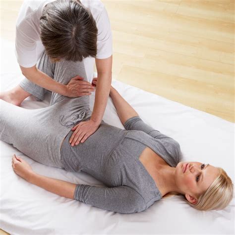 Erotic massage Pelissanne